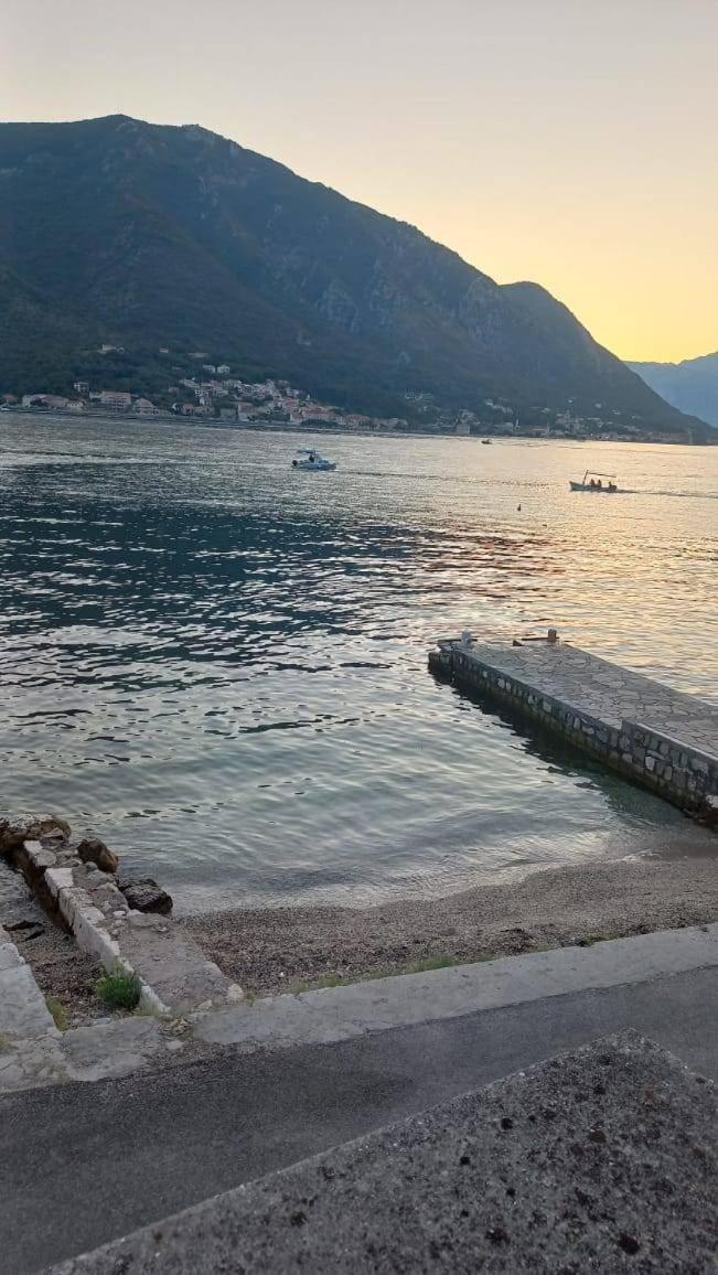 Apartments Vukasovic Kotor Luaran gambar